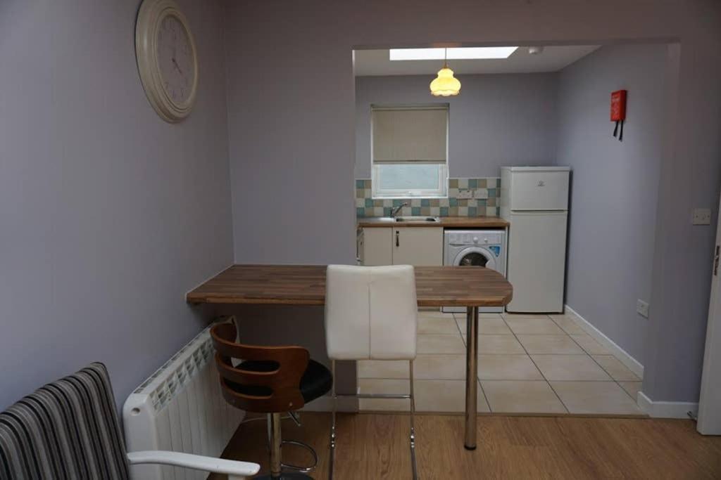 Appartement Pats Place à Donegal Town Extérieur photo